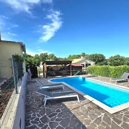 Villa Danica *