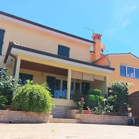 Villa Danica *