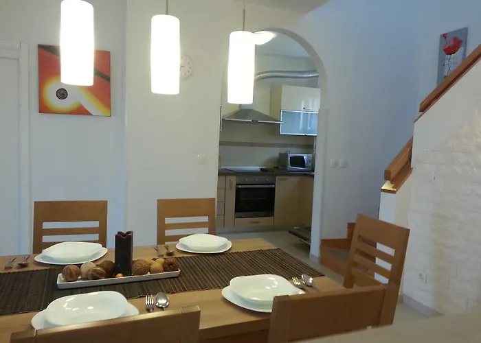 Вилла Danica Лабин